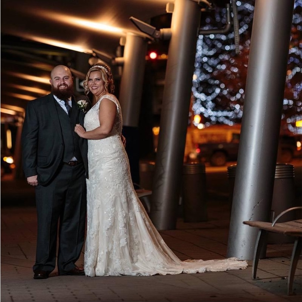 Sophia Tolli light gold/ ivory wedding dress - Picture 6 of 6